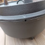 Liatinový hrniec Valhal Outdoor 6,1 l s nožičkami
