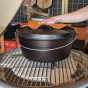 Dvojitý liatinový hrniec Lodge Camp Dutch Oven s pokrievkou 7,6 l