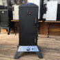Plynová udiareň Broil King - Vertical Gas Smoker