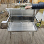 Nerezový gril na kura a stehno s otočným ražňom UG Grill