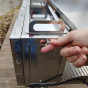 Nerezový gril na kura a stehno s otočným ražňom UG Grill
