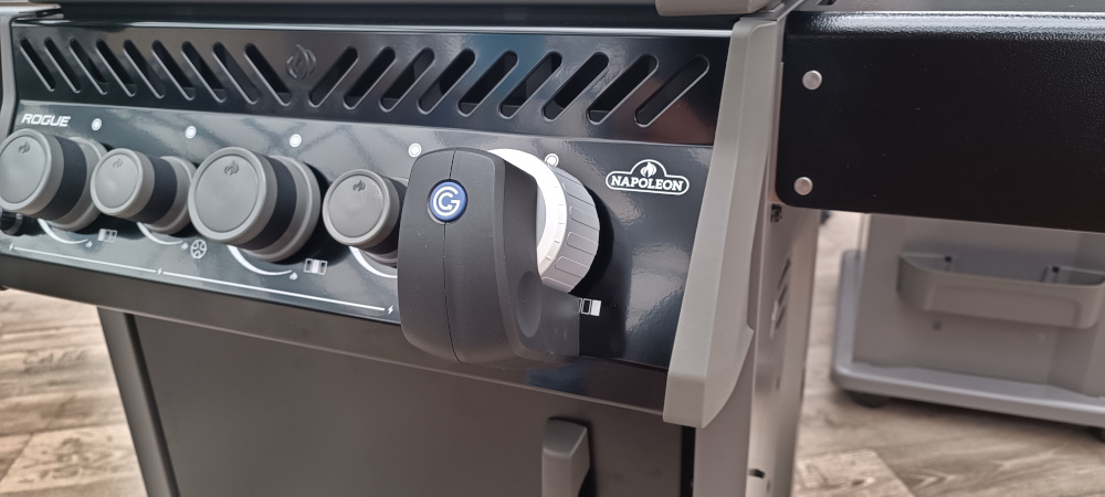 Je zložité je nastaviť adaptér Grill Control na použitie na plynovom grile Napoleon?