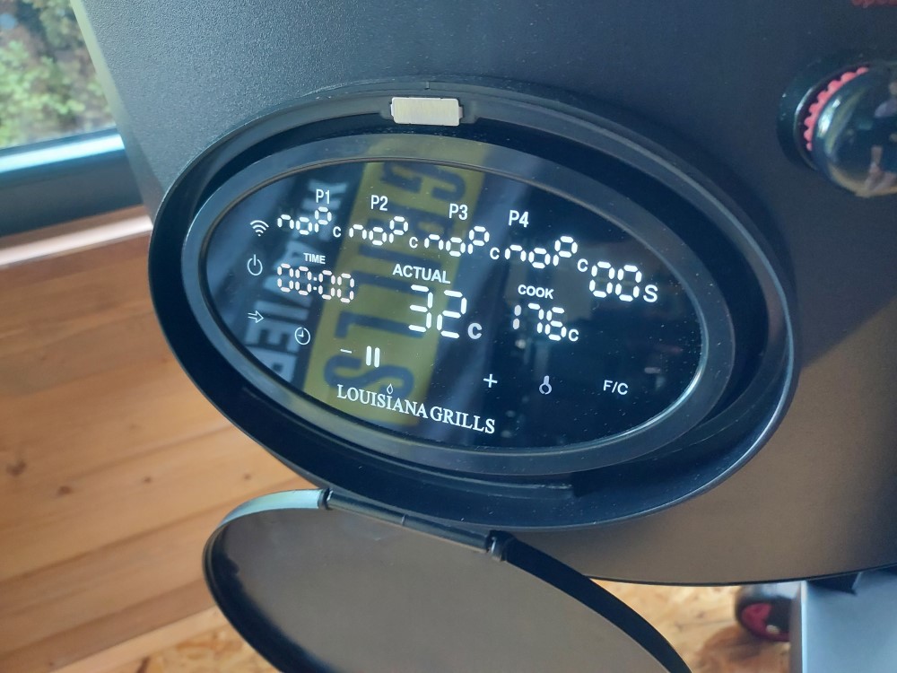 Ako sa zapína peletový gril Lousiana?