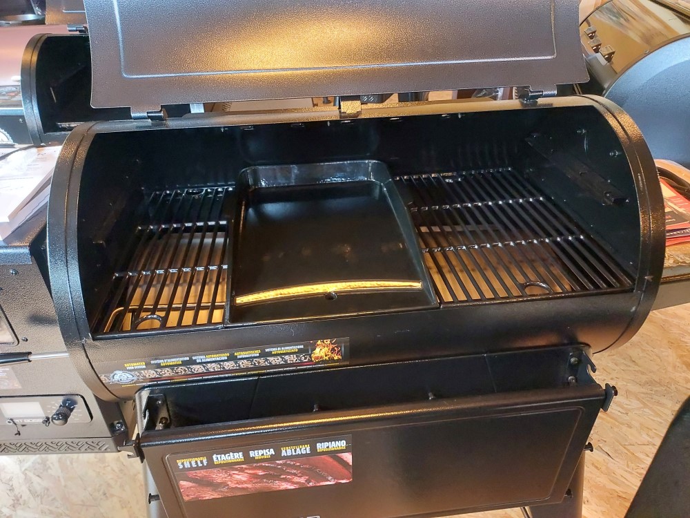 Akú grilovaciu dosku zvoliť pre peletový gril Pit Boss Navigator 1150?
