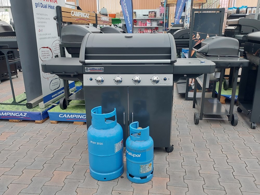 Akú vybrať plynovú fľašu ku grilu Campingaz gril 4 Series Classic LS Plus?