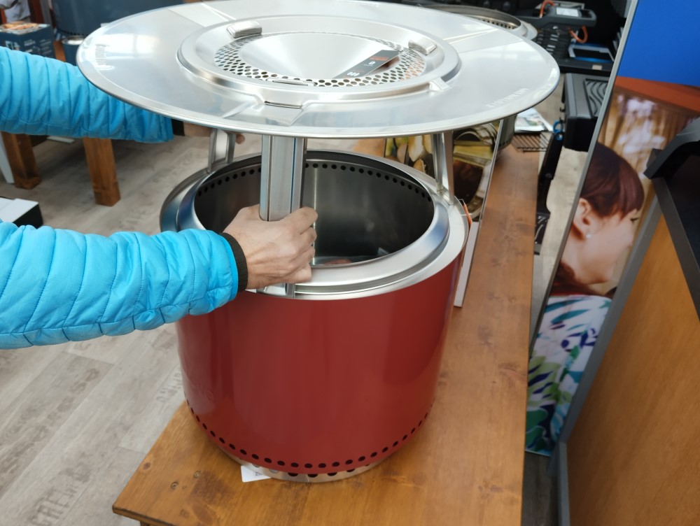 Ako nainštalovať tepelný deflector k nerezovému ohnisku Solo Stove Bonfire?