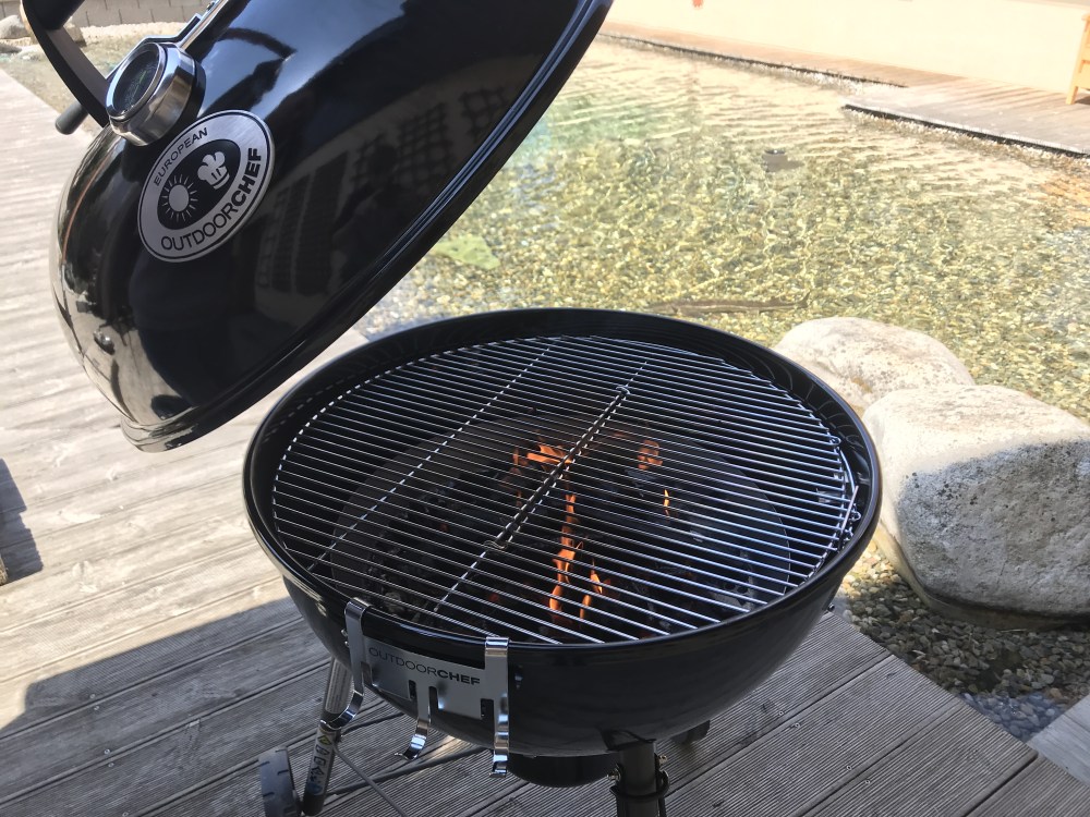Ako zakúriť v kotlovom grile Outdoorchef?