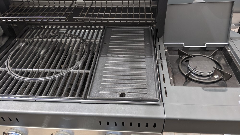 Je možné dokúpiť liatinovú grilovaciu dosku ku grilu Campingaz 3 Series?