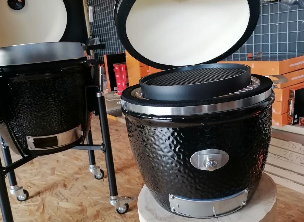 JE MOŽNÉ POUŽÍVAŤ OBOJSTRANNÝ GRILOVACÍ TÁL TEPPANYAKI (PRE GRILY LOTUS) AJ PRE GRIL MONOLITH JUNIOR?