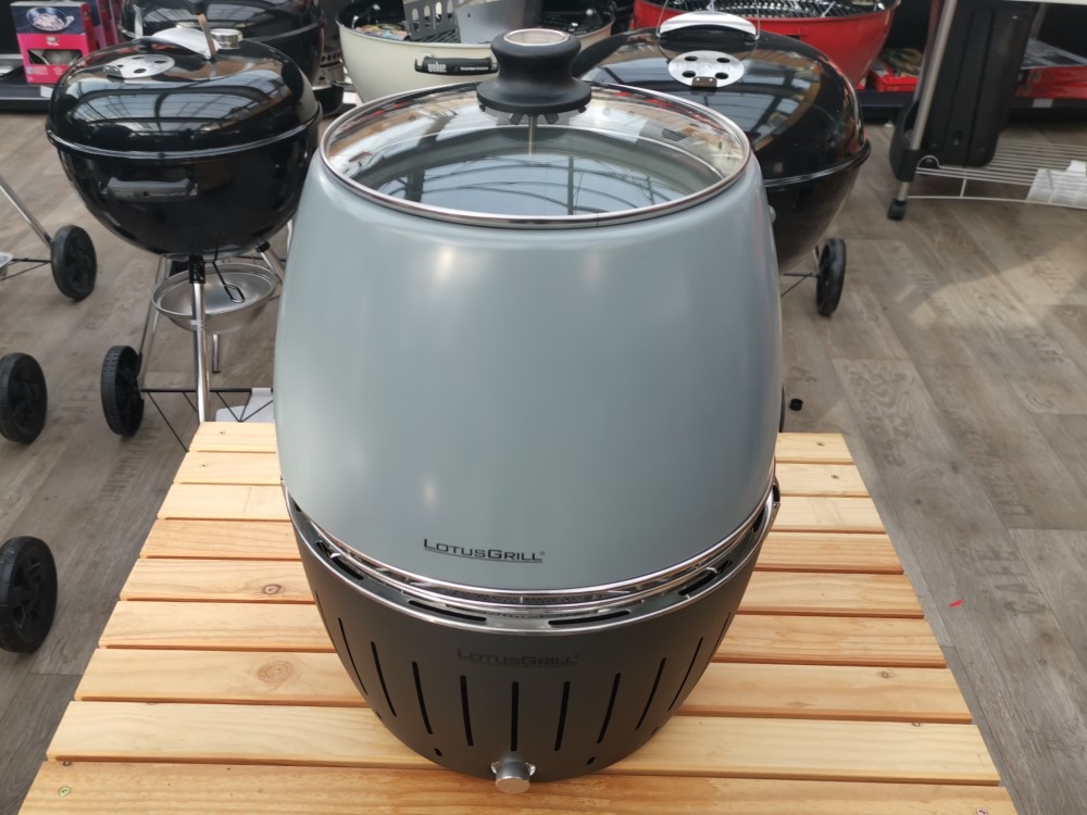 Rozdiel medzi poklopom a pokrievkou LotusGrill