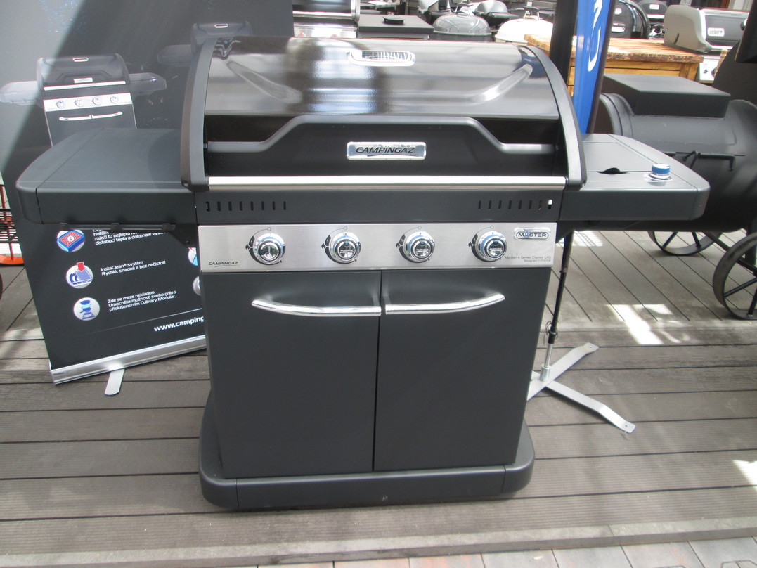V čom sa líšia grily Campingaz Master 4 Series Classic SBS a Master 4 Series LXS Black Edition?