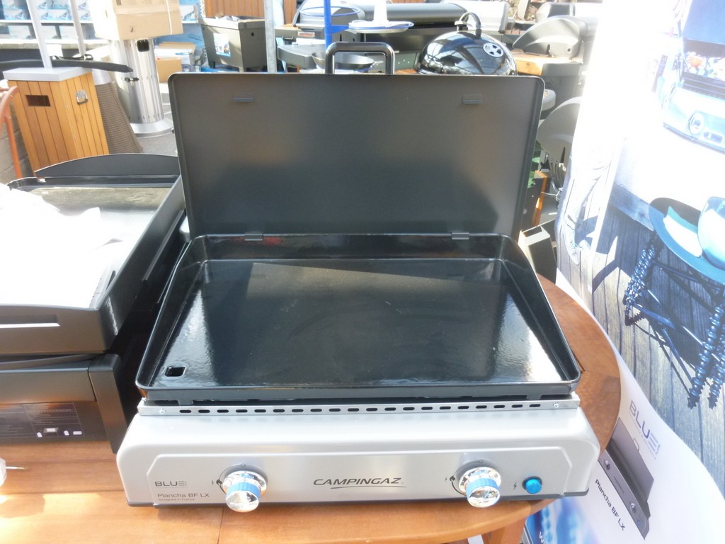 Aké sú rozdiely medzi grilmi Campingaz Plancha Master LX a Plancha BF LX?