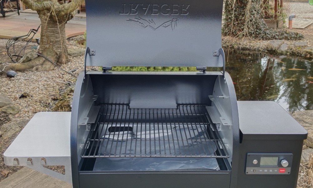 Ako zabrániť hrdzi na grilovacích roštoch peletového grilu Traeger?