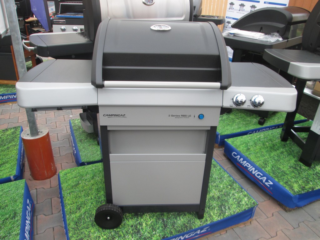Aký je rozdiel medzi grilom Campingaz 2 Series RBS LX a grilom Campingaz 2 Series RBS LE?