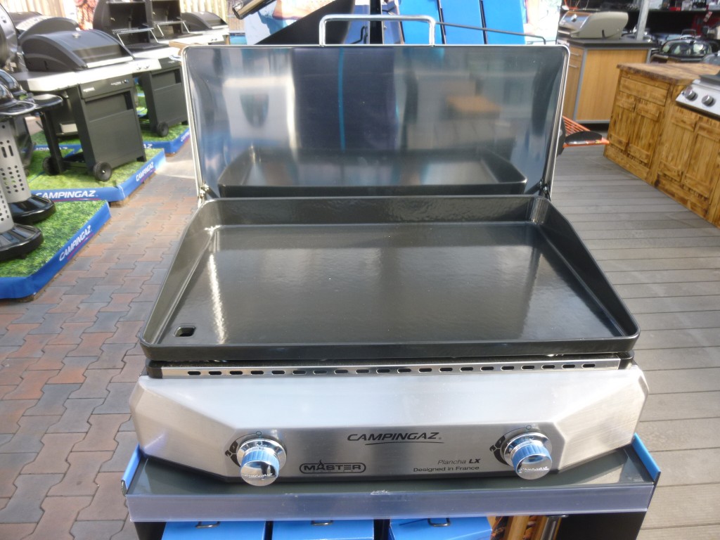 Používa sa na napájanie grilu Campingaz Plancha Master LX plynová fľaša alebo kartuša?