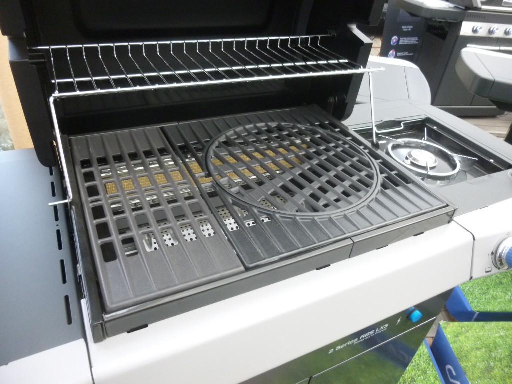 Vojde sa do grilu Campingaz 2 Series RBS LXS veľká oceľová fľaša na propán-bután?
