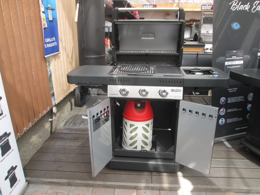 Vojde sa do grilu Campingaz Class 3 RBS LD veľká plynová bomba?