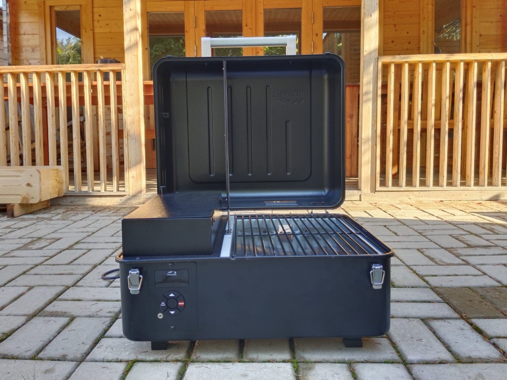 Ako bezpečne používať peletový gril Traeger Ranger?