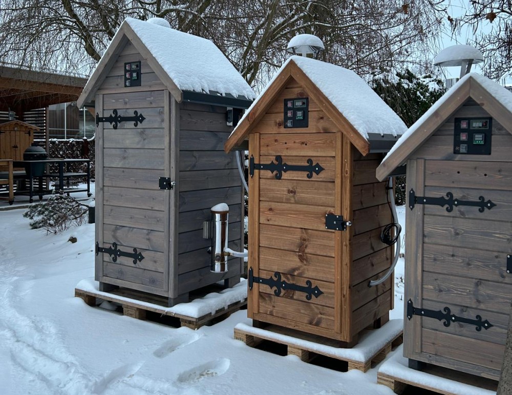 Aký vplyv má teplota pri údení na drevenú konštrukciu udiarne Kalme?