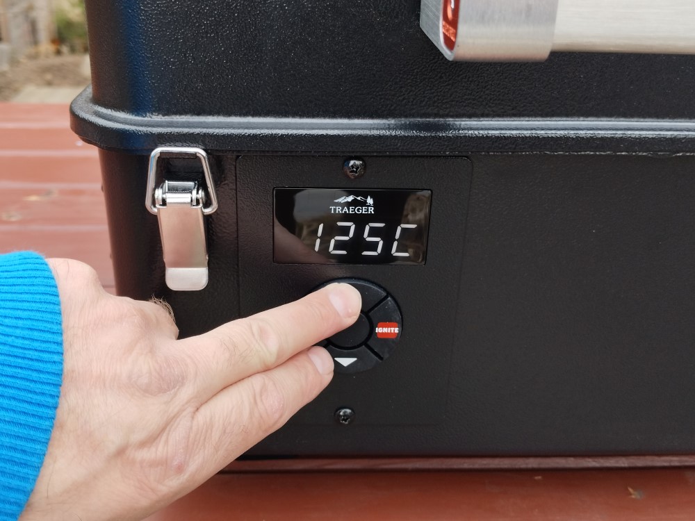 Čo robiť, keď sa peletový gril Traeger Ranger vypne a zobrazí sa chybový kód LEr?