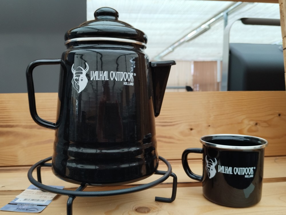 Je možné smaltovanú kanvicu Valhal Outdoor použiť iba na ohrev vody?