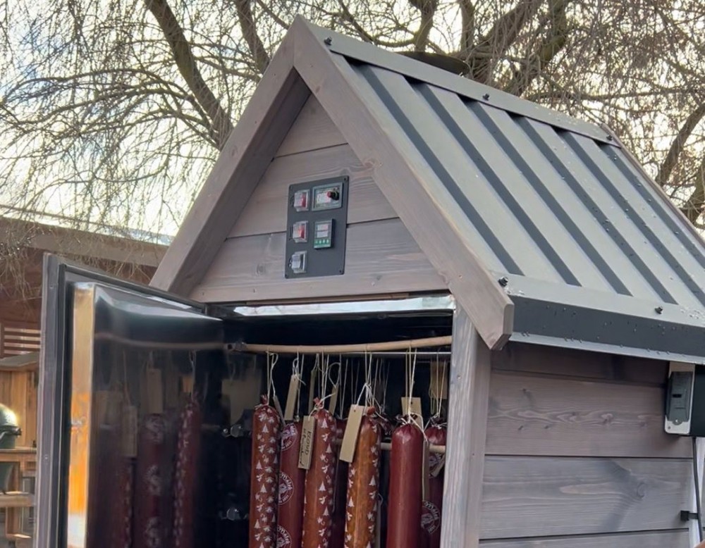 Prečo je dobré používať v udiarni Kalme vpichový teplomer na meranie teploty vo vnútri mäsa?