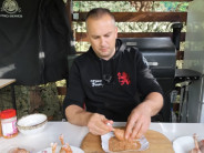 Grilovan&eacute; kuracie l&iacute;zanky podľa Mistra M&aacute;lka